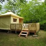 Chalet Zecamping 3 Etoiles Piscine Animaux Acceptes *